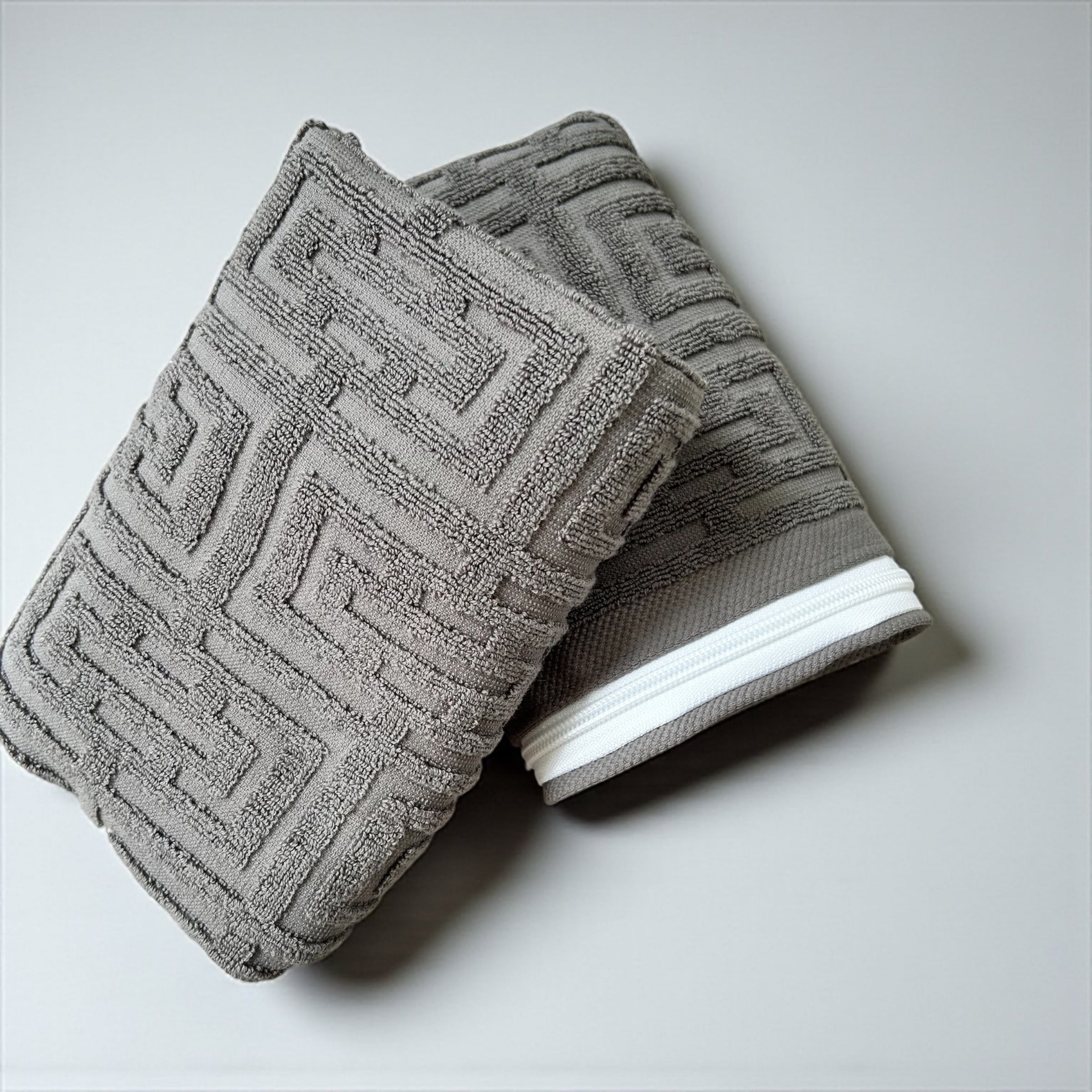 THE ULTIMATE ZIPTOWEL SET -INCLUDES FREE ZIPTOWEL